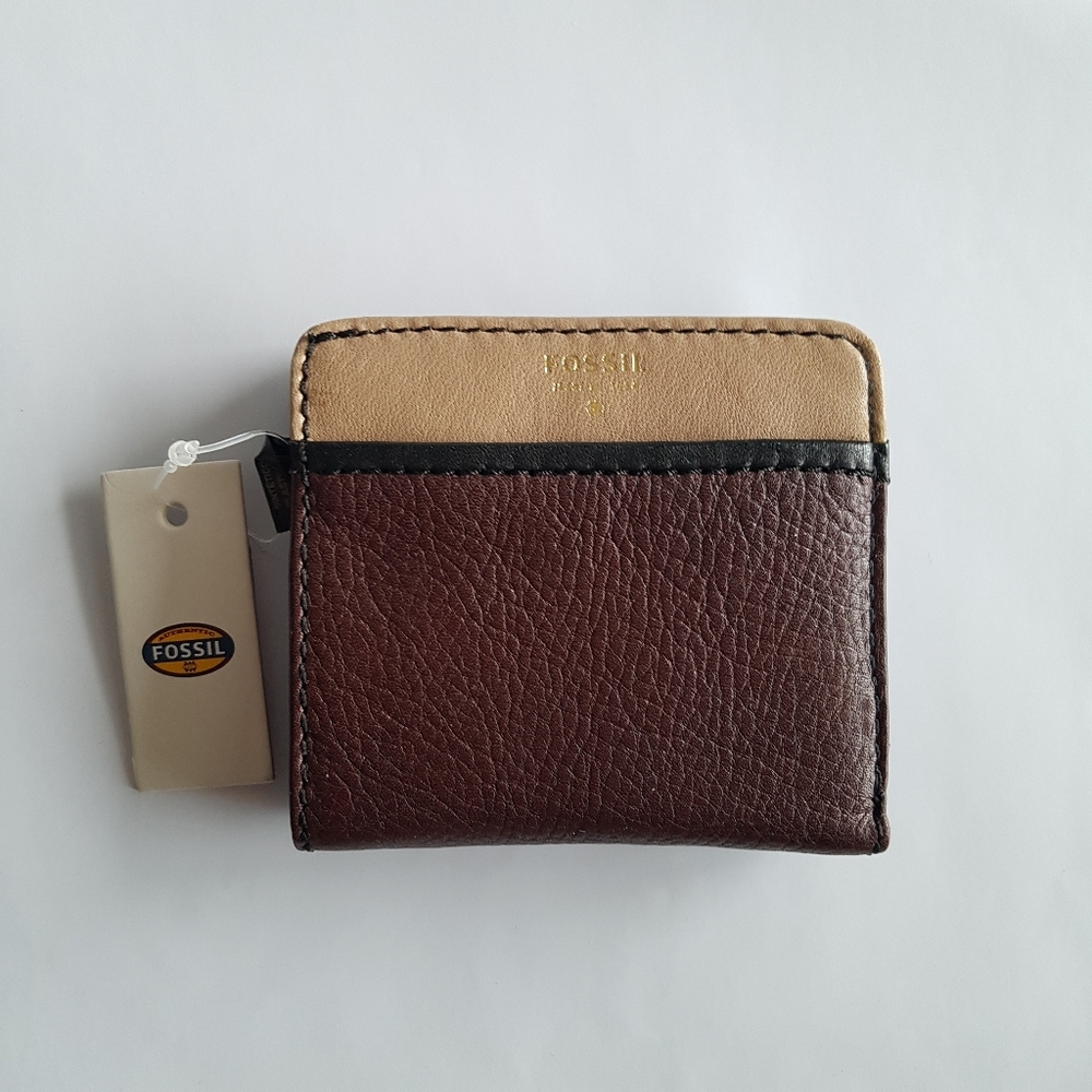 NWT Fossil Card Holder Burgundy & Tan